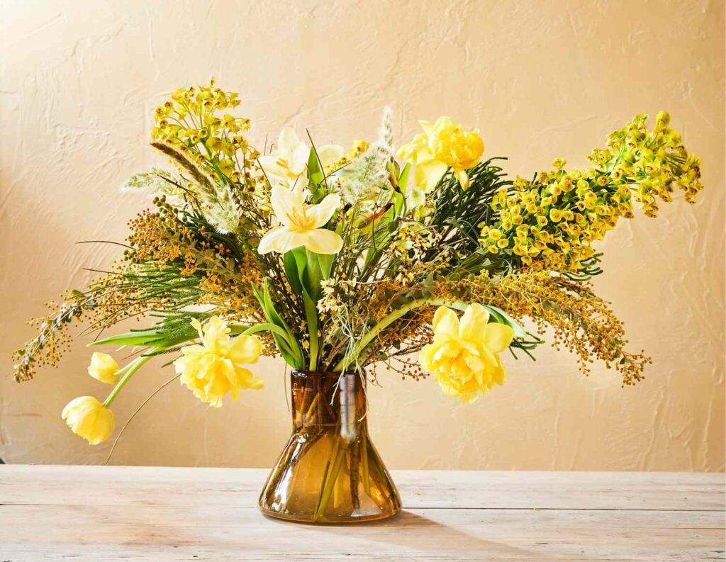 The Most Romantic Flower Arrangements for Anniversaries