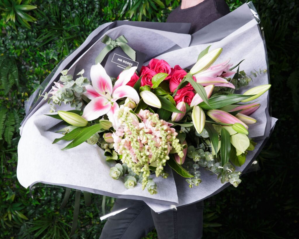 Cheap Flower Delivery Sydney: How to Spend Less Without Looking Like You Did

